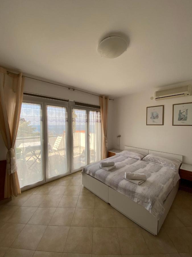 Apartmani Sara Omišalj Εξωτερικό φωτογραφία