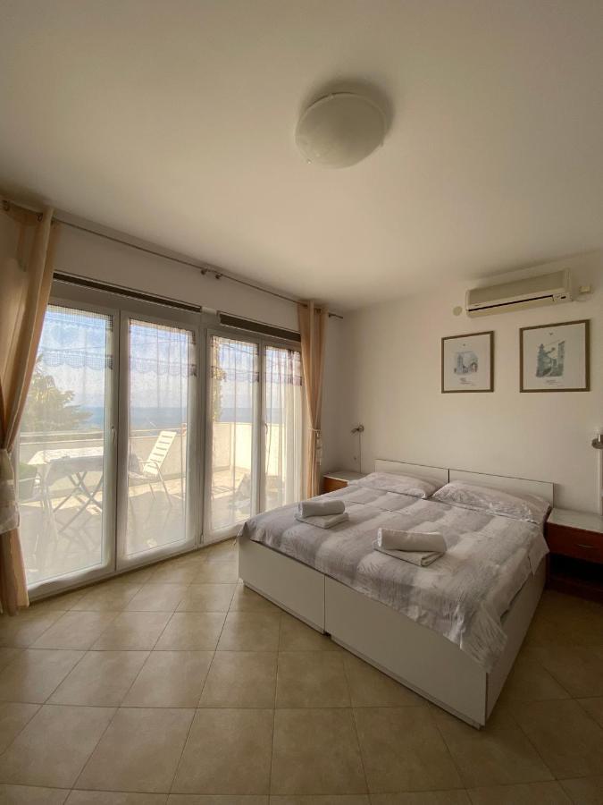 Apartmani Sara Omišalj Εξωτερικό φωτογραφία