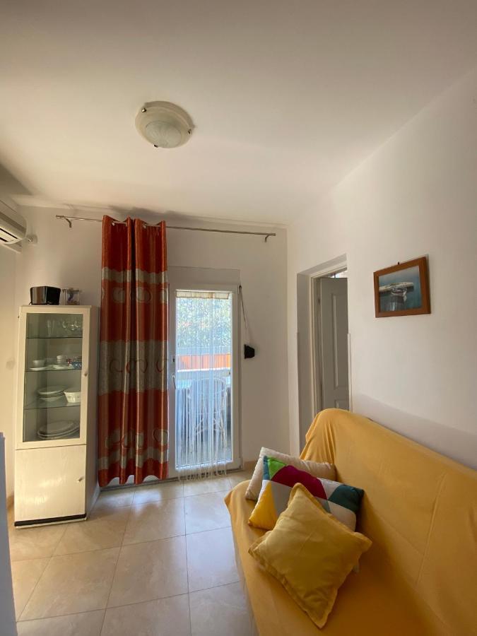Apartmani Sara Omišalj Εξωτερικό φωτογραφία