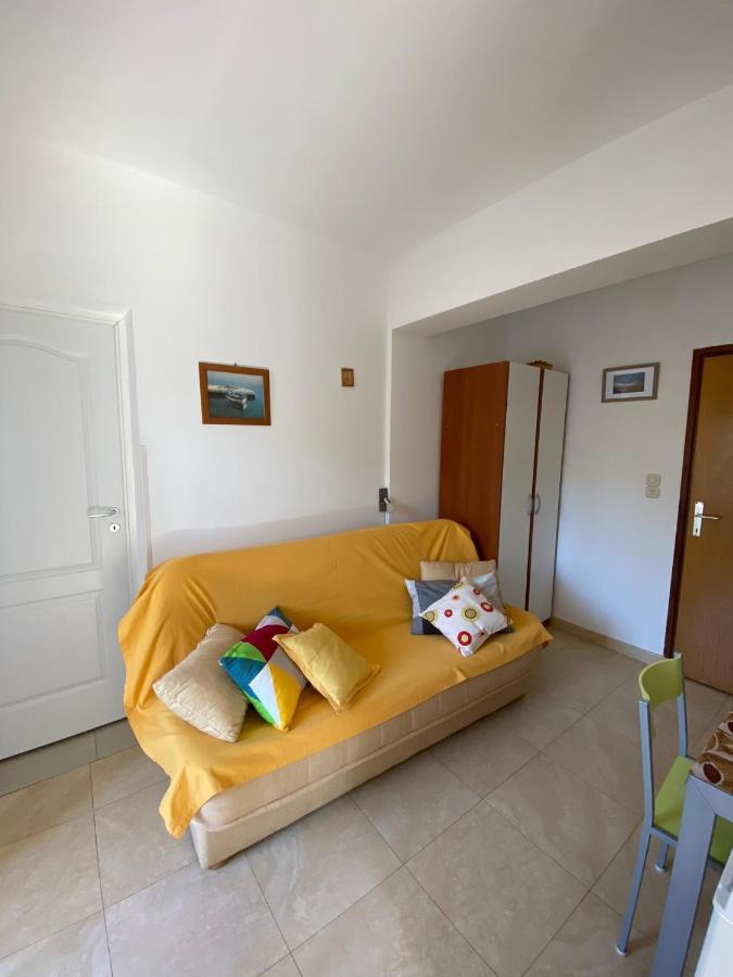 Apartmani Sara Omišalj Εξωτερικό φωτογραφία