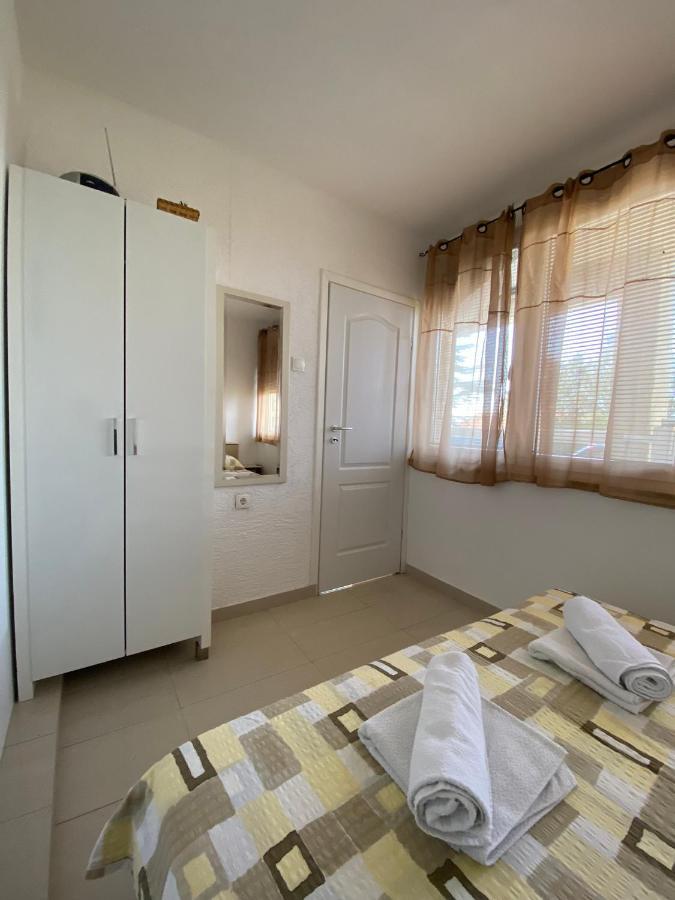 Apartmani Sara Omišalj Εξωτερικό φωτογραφία